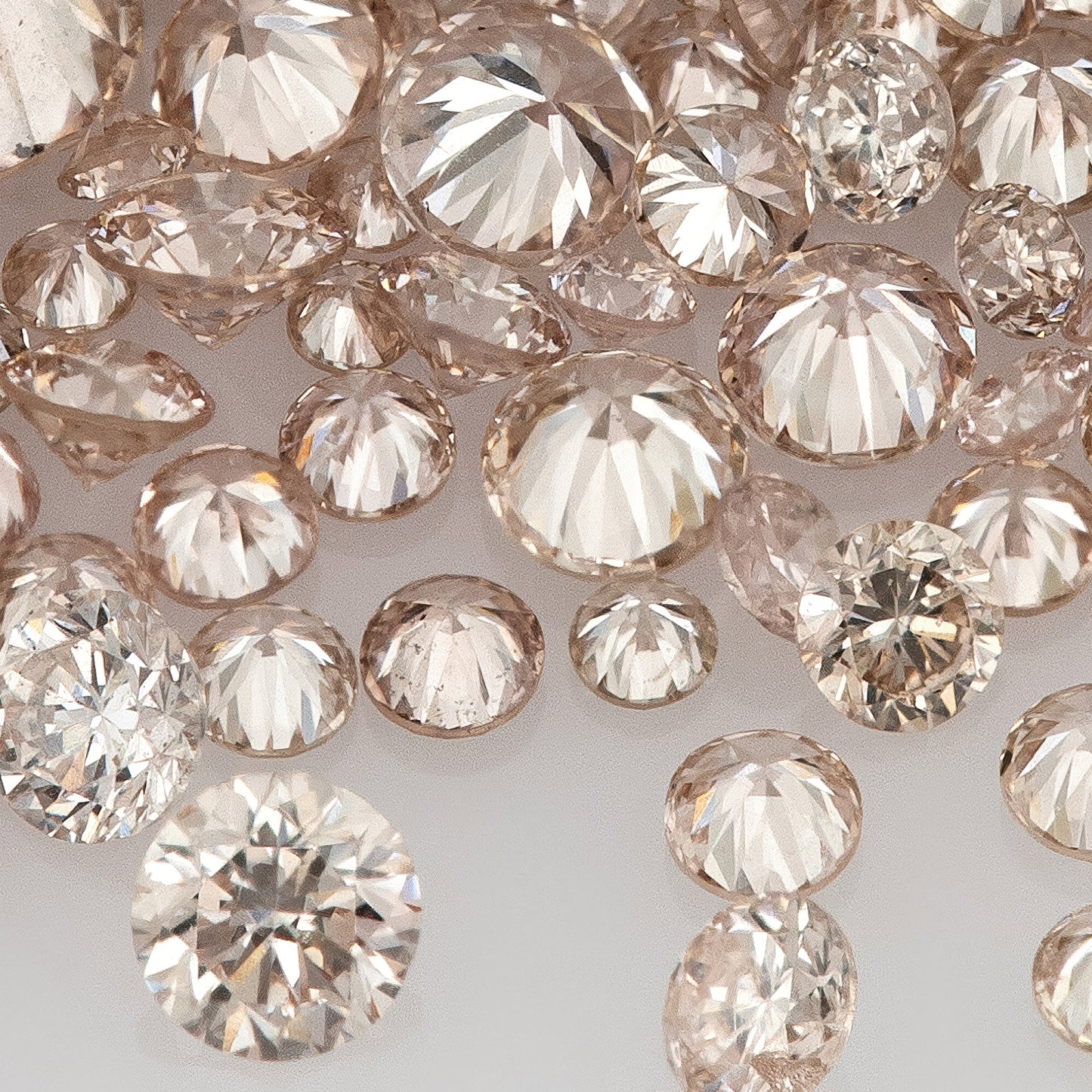 Fancy Pink Champagne (PC1) | Argyle Pink Diamonds 0.25ct | Mix Scoop | Fancy Rose Pink Natural Diamonds | Round | Australian Diamonds | Australia | Melee | Accents