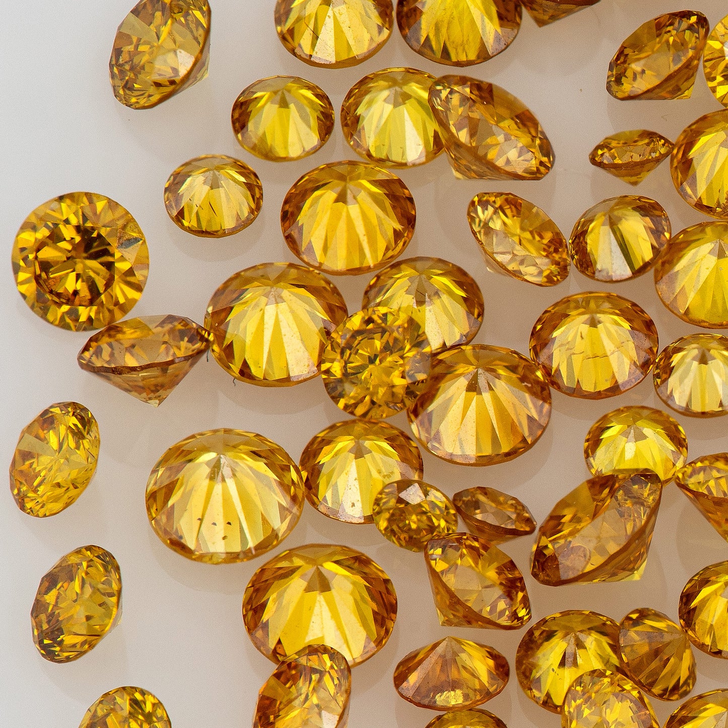 Fancy Vivid Reddish Orangy Yellow | Red Orange Diamonds 0.25ct | Mix Scoop | Fancy Vivid Yellowish Reddish Orange | Untreated Natural Diamonds | Round | Melee | Accents