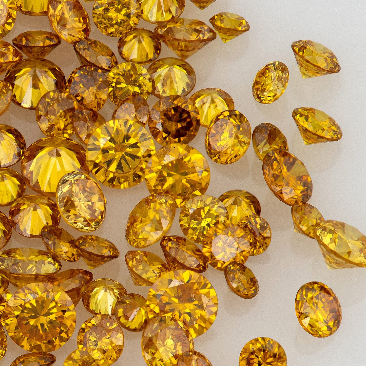 Fancy Vivid Reddish Orangy Yellow | Red Orange Diamonds 0.25ct | Mix Scoop | Fancy Vivid Yellowish Reddish Orange | Untreated Natural Diamonds | Round | Melee | Accents