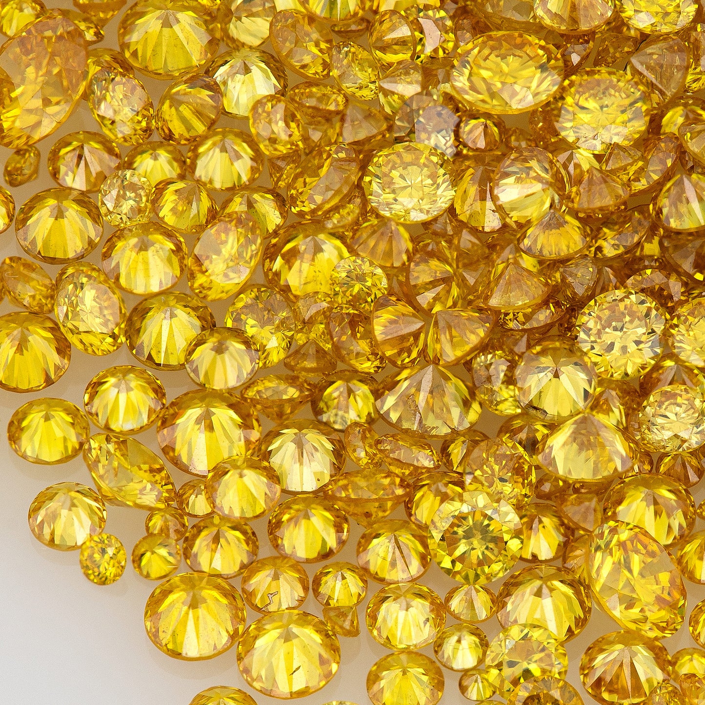 Fancy Orangish Golden Yellow | Top Canary Diamonds 0.25ct | Mix Scoop | Fancy Vivid Yellow | Untreated Natural Diamonds | Round | Melee | Accents | Fancy Diamonds