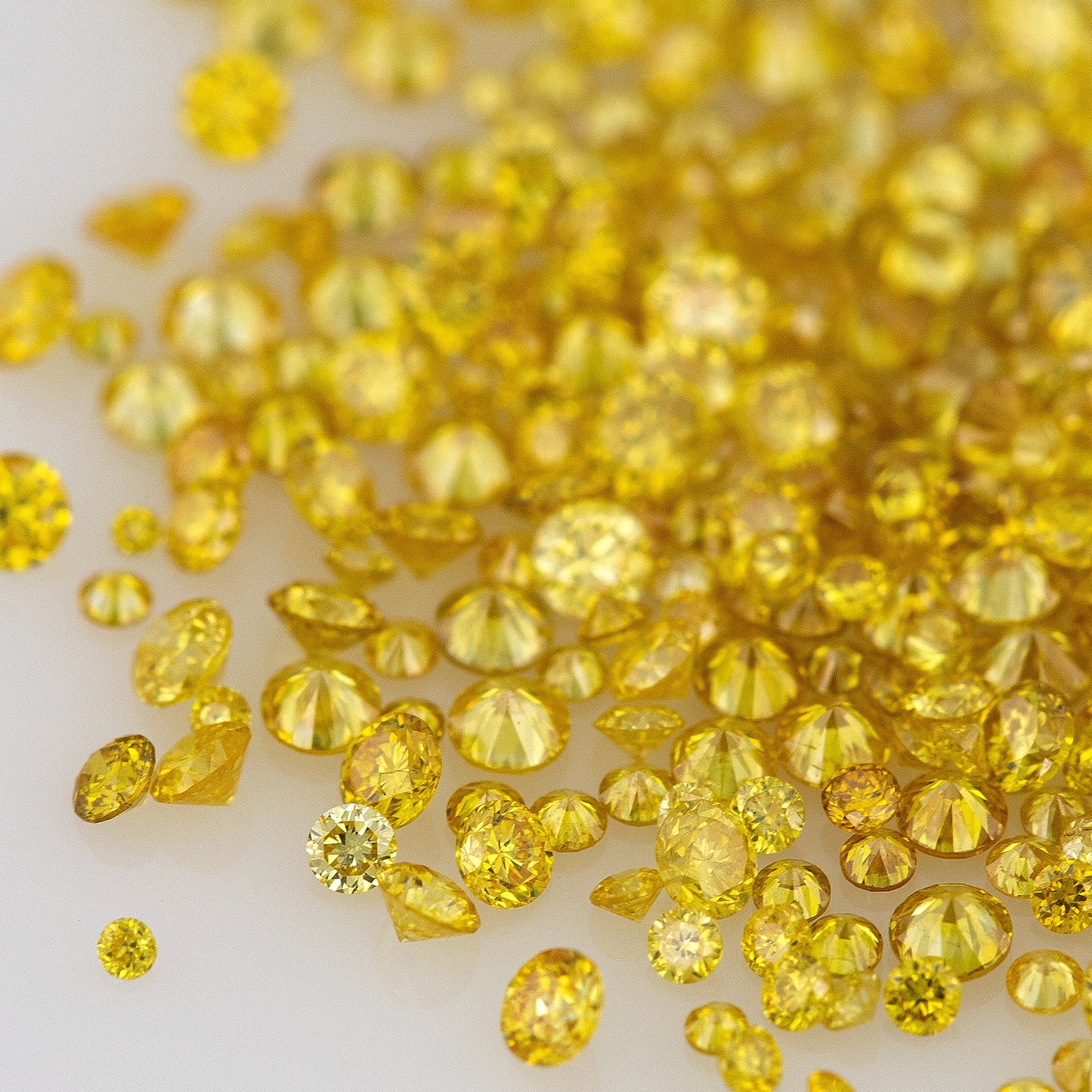 Fancy Orangish Canary Yellow AAA | Fancy Intense Yellow | Dark Cape Diamonds 0.25ct | Mix Scoop | Fancy Yellow | Untreated Natural Diamonds | Round | Melee | Accents | Cape Color Diamonds