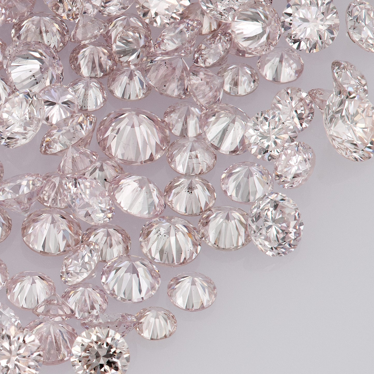 Fancy Light Purplish Pink 8PP | Argyle Pink Diamonds Select | Untreated Natural Pink Diamond | Round Melee Accents