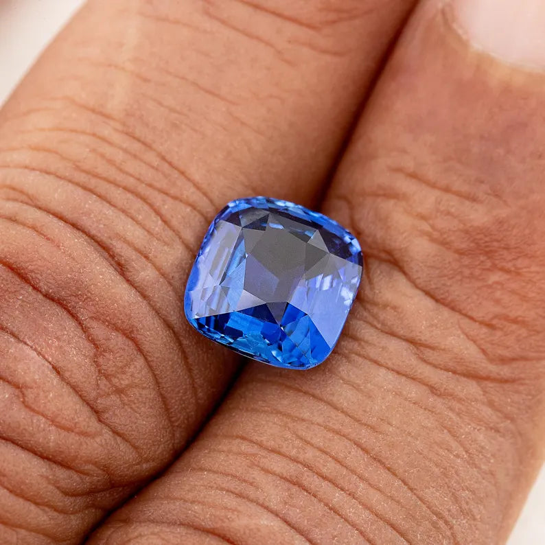 GRS Certified 4.33 ct. Natural Blue Sapphire Cushion Ceylon Sri Lanka Only Heat