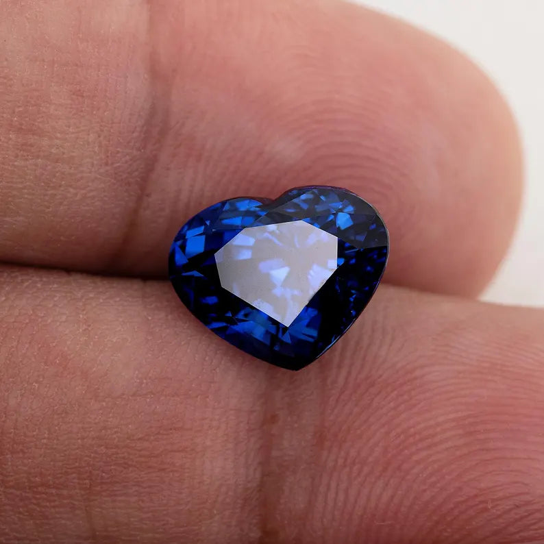 GRS Certified 5.66 ct. Natural Blue Sapphire Heart Shape Heated Only|Vivid Blue