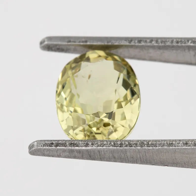 Yellow Natural Sapphire Oval 1.76ct | Untreated Loose Gemstone | Yellow Ceylon Sapphire for Custom Fine Jewelry Design