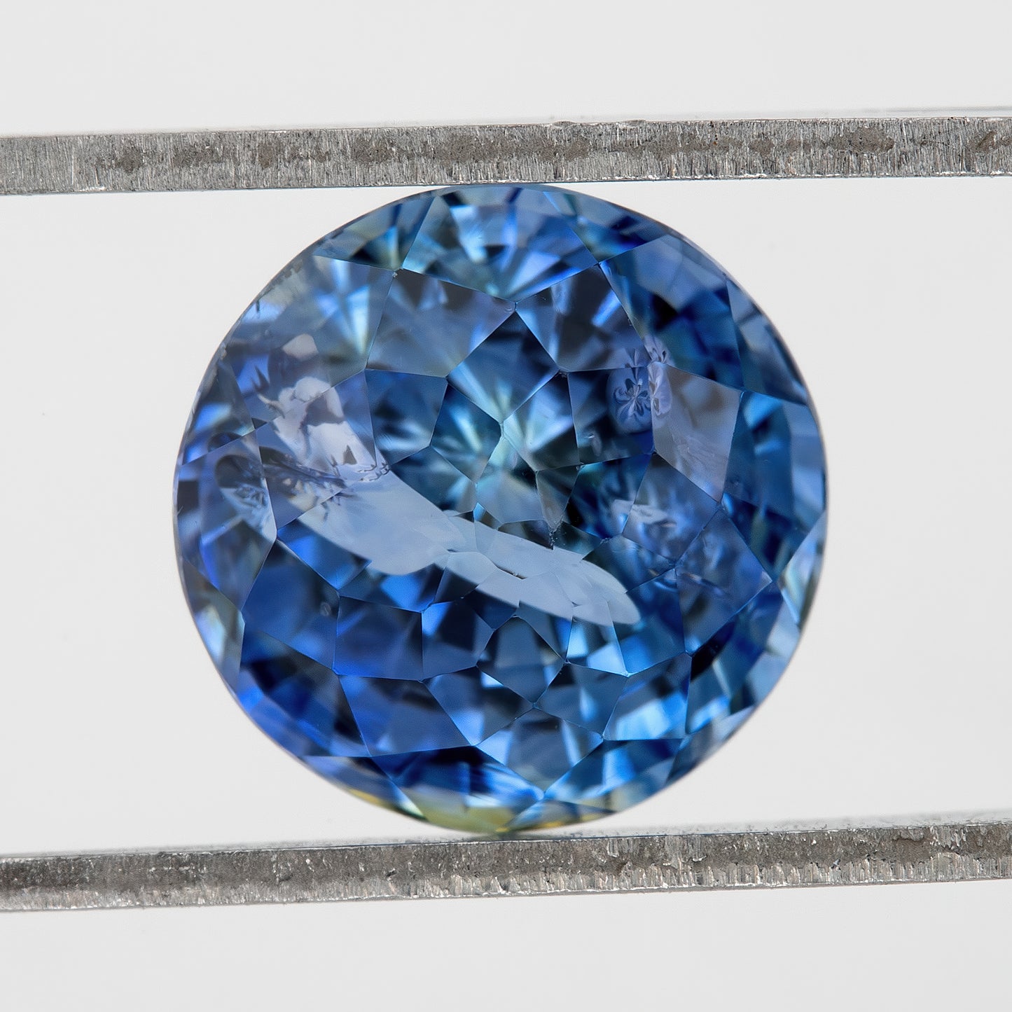 Bicolor – Blue | Natural Sapphire 3.35 Ct | Round Cut Heated Gemstone | Eye Clean Loose Ceylon Sapphire for Ring or Pendant Jewelry Design