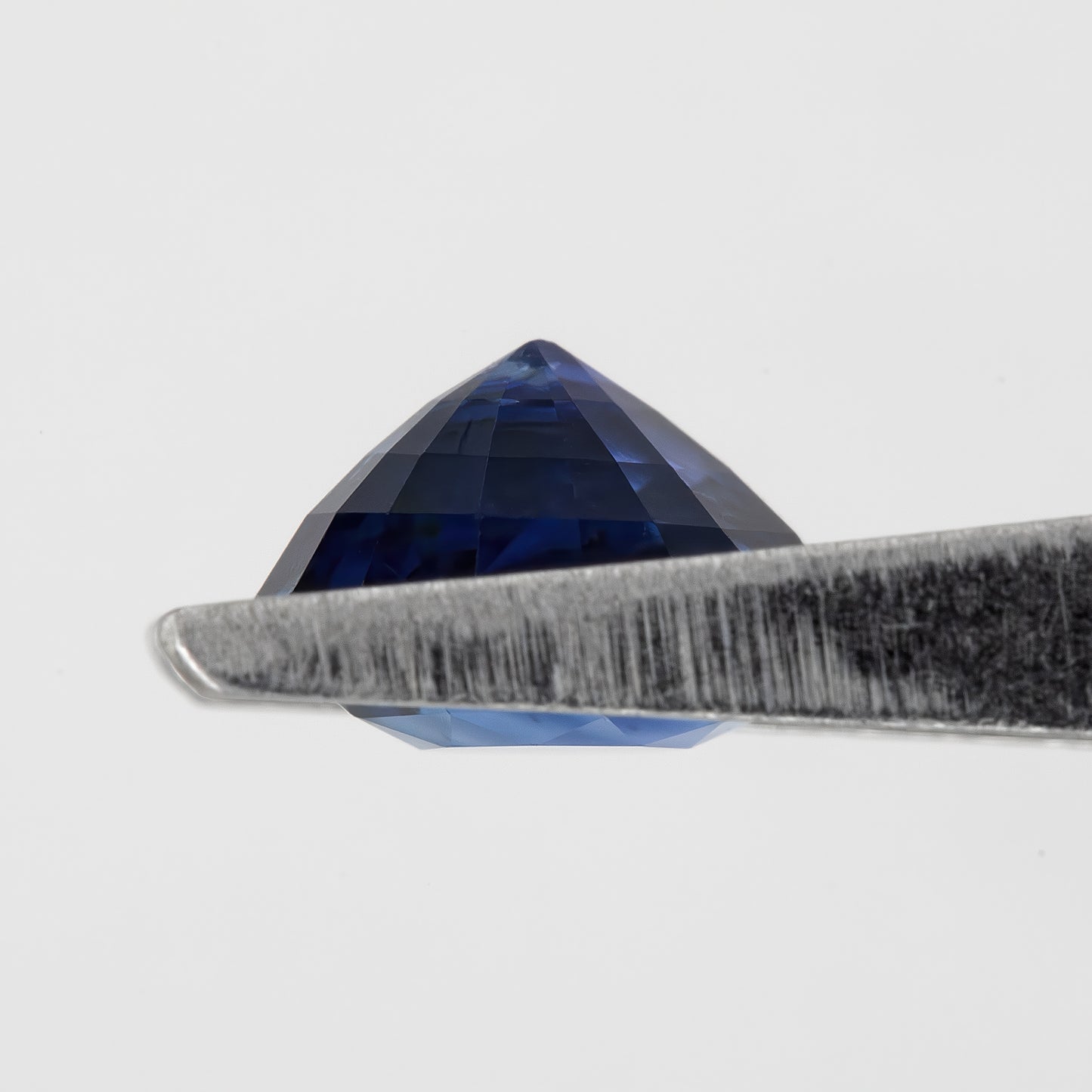 Bicolor – Blue | Natural Sapphire 1.54 Ct | Round Cut Ceylon Loose Gemstone | Heated Eye Clean Sapphire for Fine Jewelry Making