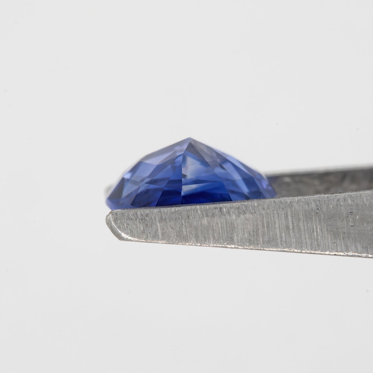 Bicolor – Blue & White Sapphire 1.00 Ct | Pear Cut Untreated Ceylon Gemstone | Eye Clean Loose Stone for Fine Jewelry or Pendant Design