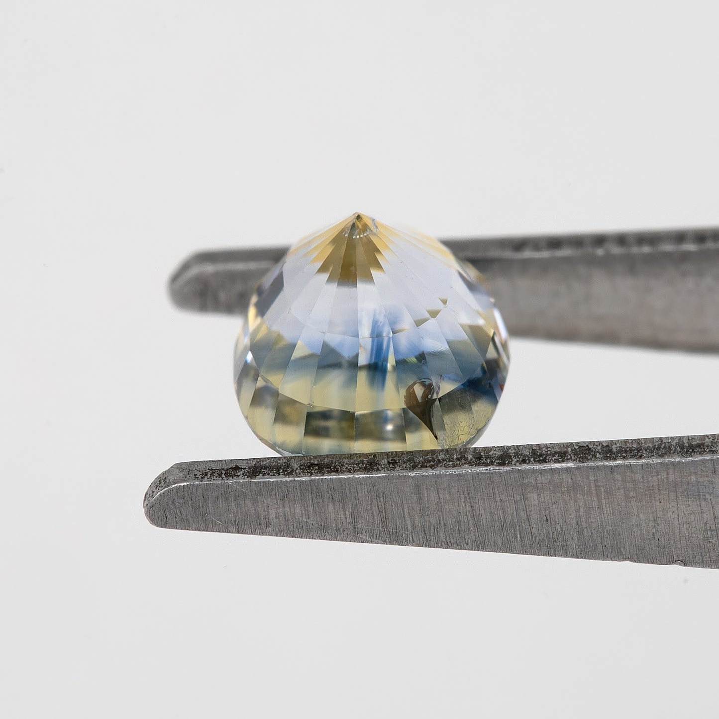 Champagne Yellow Blue Bicolor Sapphire | 1.28 Ct Natural Untreated Oval Cut | Eye Clean Gem for Statement Jewelry or Custom Ring