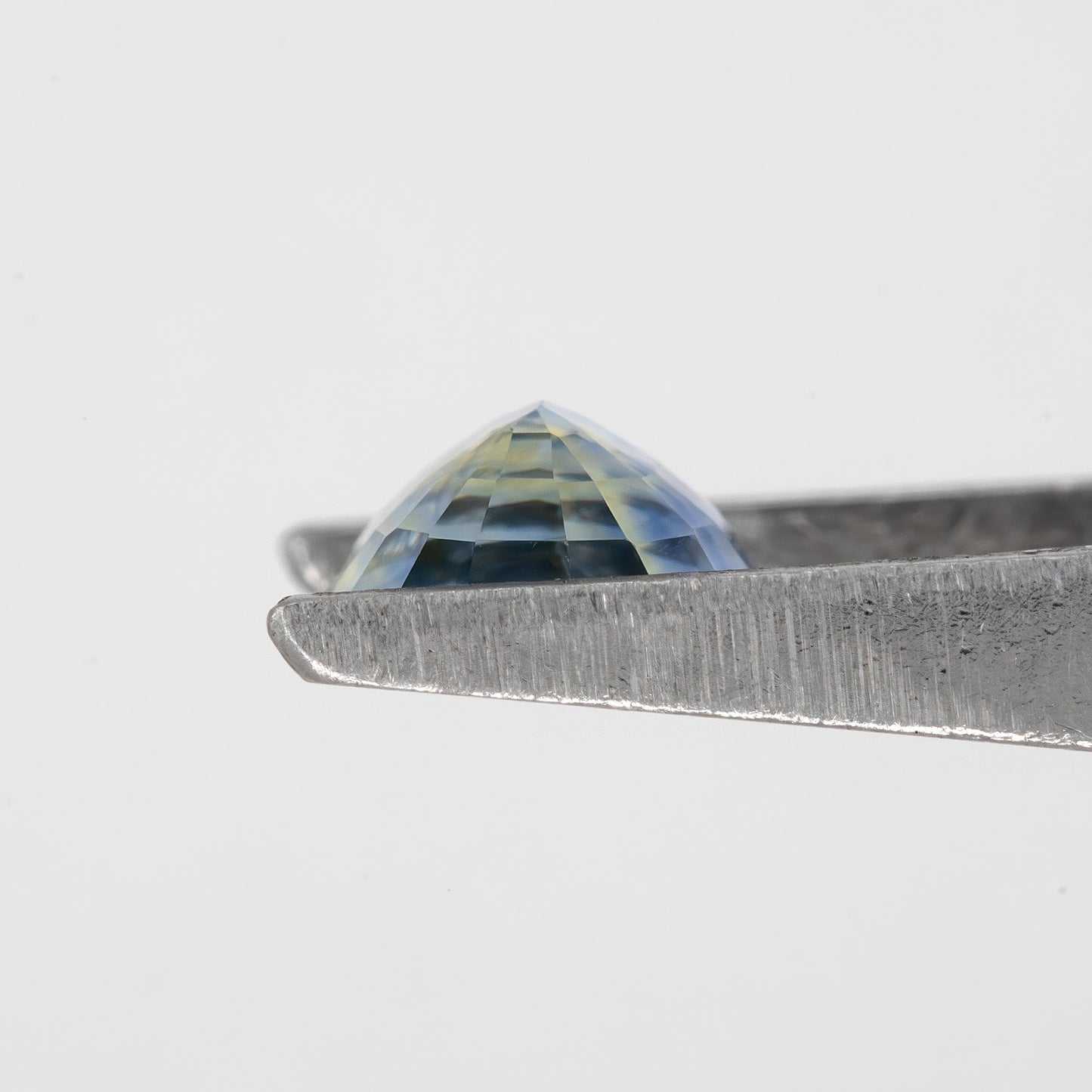 Champagne Yellow Blue Bicolor Sapphire | 1.06 Ct Natural Untreated Oval Cut Gemstone | Eye Clean Stone for Fine Rings or Jewelry Designs