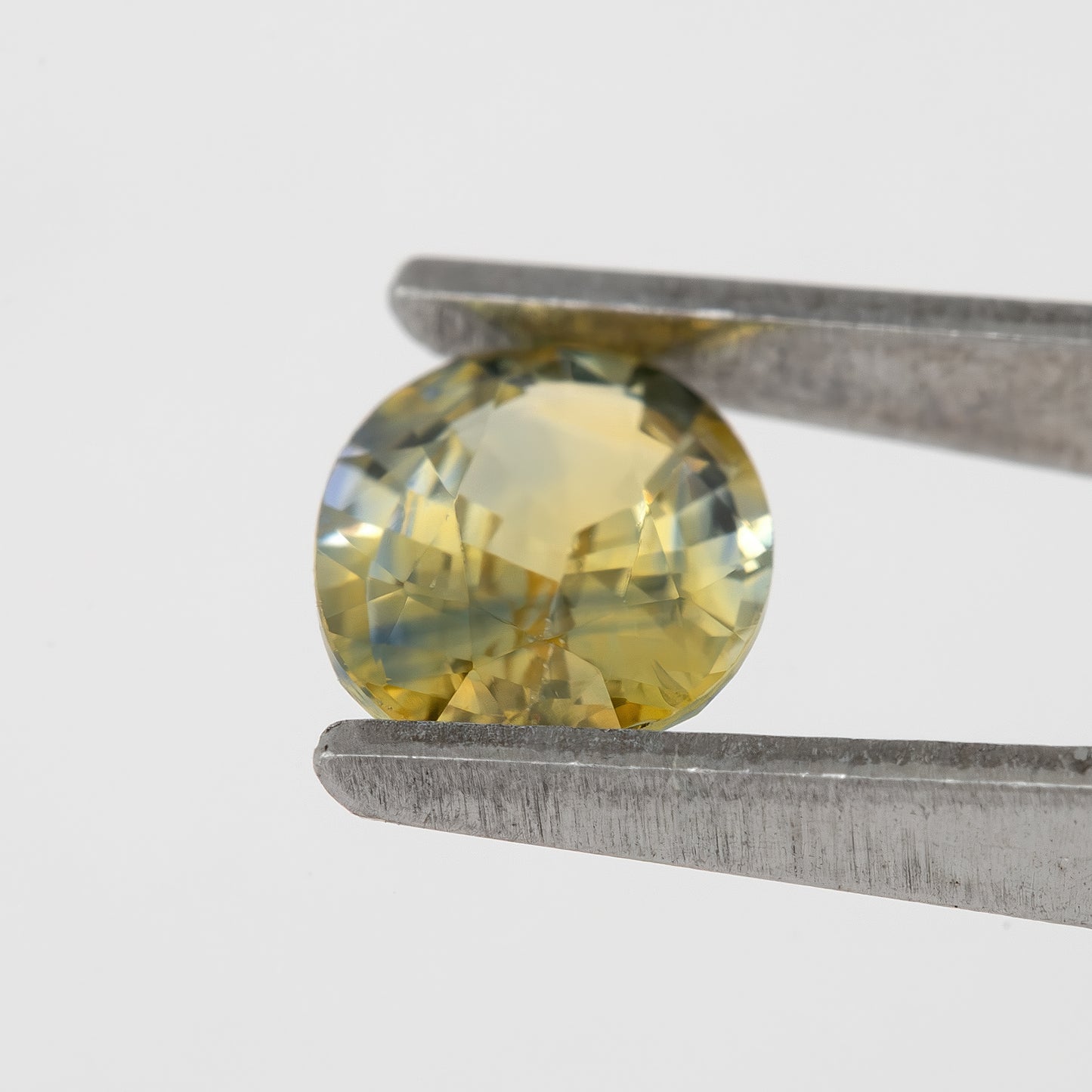 Champagne Yellow and Blue Sapphire | 1.02 Ct Oval Cut Unheated Natural Gemstone | Eye Clean Sapphire for Fine Rings and Designer Jewelry