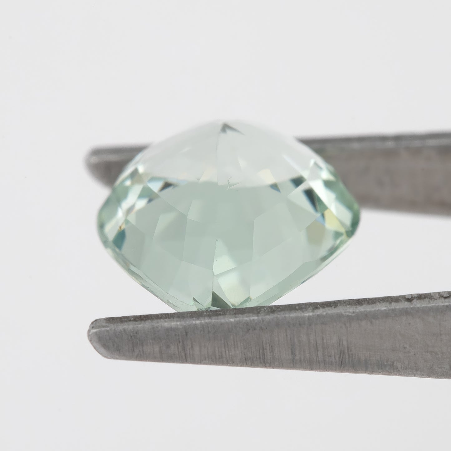 Pastel Green Sapphire 2.24 Ct | Pear Cut Heated Natural Gemstone | Eye-Clean Rare Sapphire for Rings & Pendants | Fine Jewelry Making