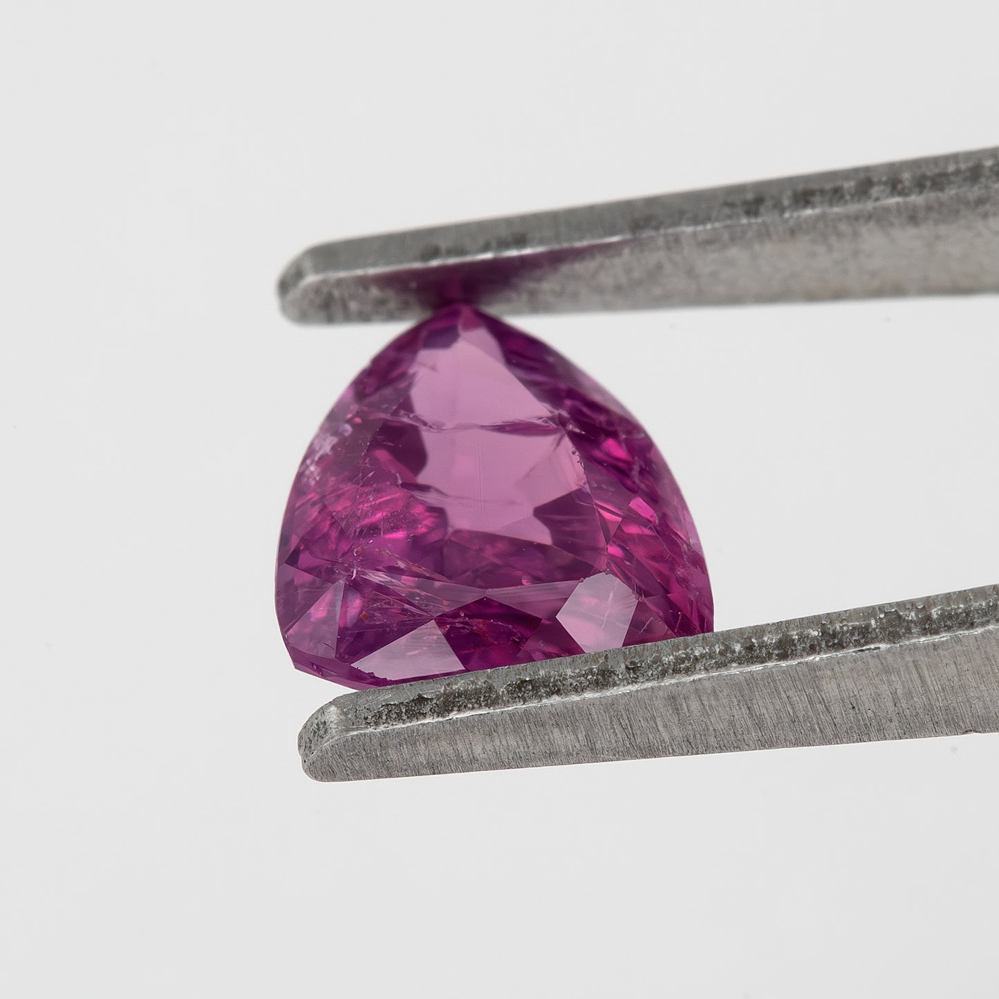 Pinkish Purple | 1.05 Carat Trillion Cut Heated Natural Sapphire for Unique Fine Jewelry and Artisan Designs