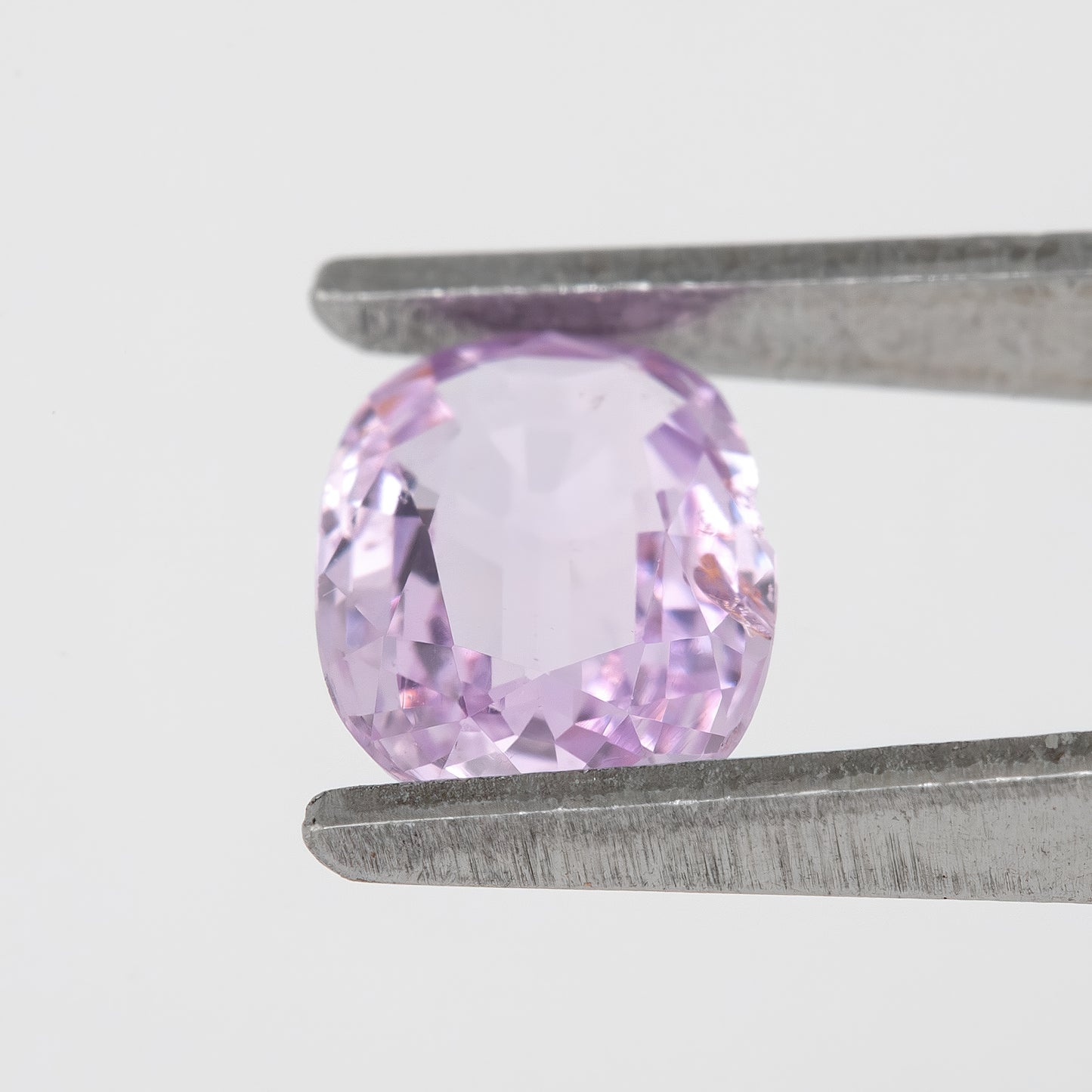 Vivid Pastel Lavender Pink Oval Cut Sapphire | 1.09 Ct Heated Natural Sapphire | Rare Gemstone for Engagement Ring or Custom Jewelry