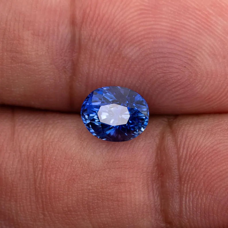 2.30 ct. Natural Blue Sapphire Oval Ceylon Sri Lanka Heated