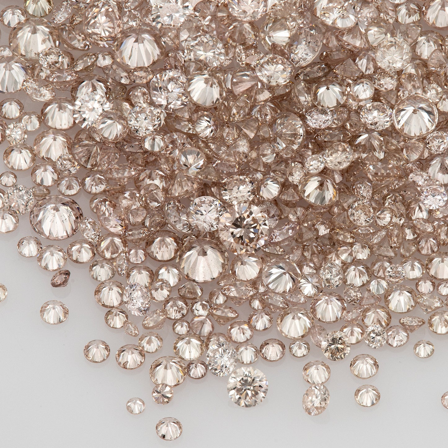 Fancy Pink Champagne (PC1) | Argyle Pink Diamonds 0.25ct | Mix Scoop | Fancy Rose Pink Natural Diamonds | Round | Australian Diamonds | Australia | Melee | Accents
