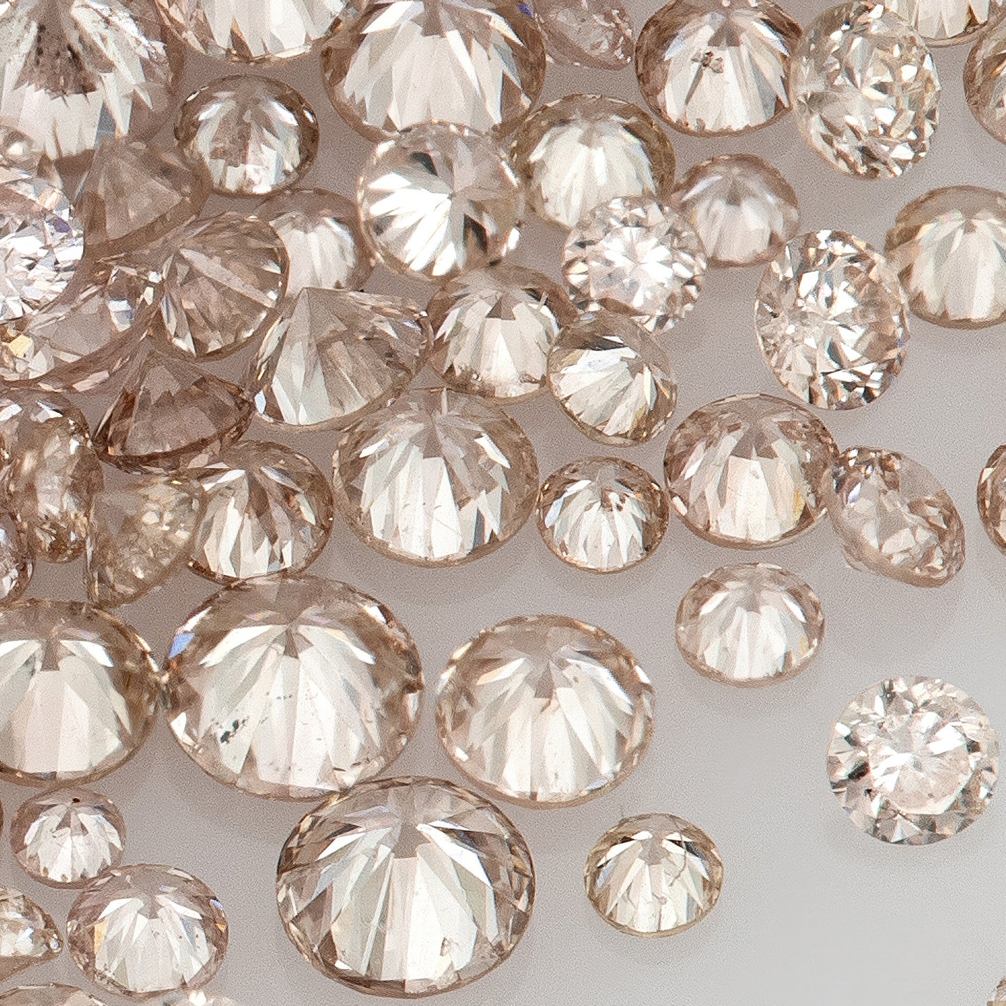 Fancy Pink Champagne (PC1) | Argyle Pink Diamonds 0.25ct | Mix Scoop | Fancy Rose Pink Natural Diamonds | Round | Australian Diamonds | Australia | Melee | Accents