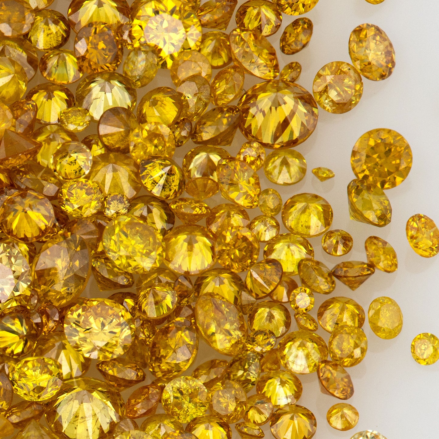Fancy Vivid Orangish Yellow | Orange Diamonds 0.25ct | Mix Scoop | Fancy Vivid Yellowish Orange | Untreated Natural Diamonds | Round | Melee | Accents | Fancy Diamonds