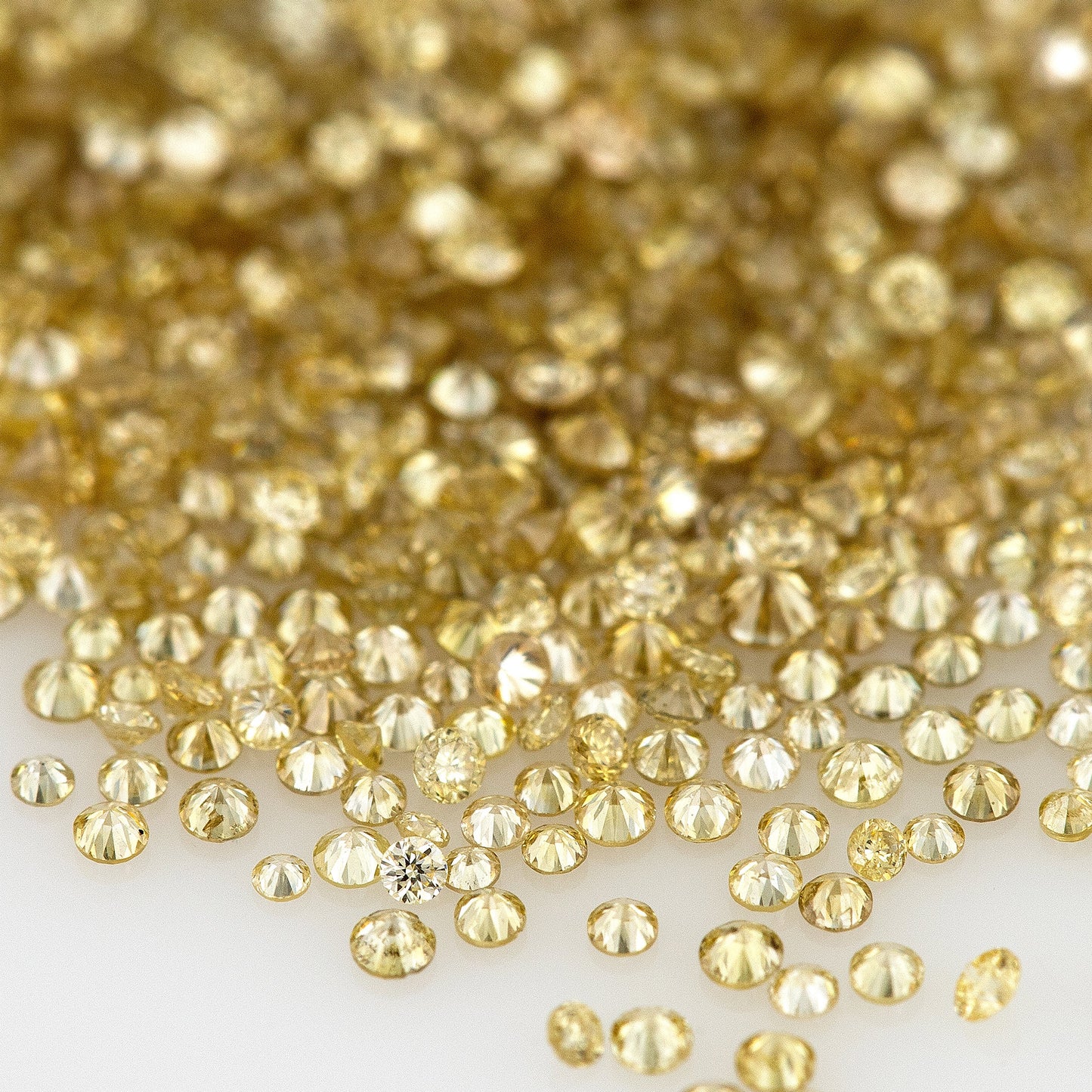 Fancy Intense Greenish Brownish Yellow Coffee Diamonds 0.25ct Mix Scoop | Fancy Light Brownish Yellow Untreated Natural Diamonds | Round | Melee | Accents | Coffee Color