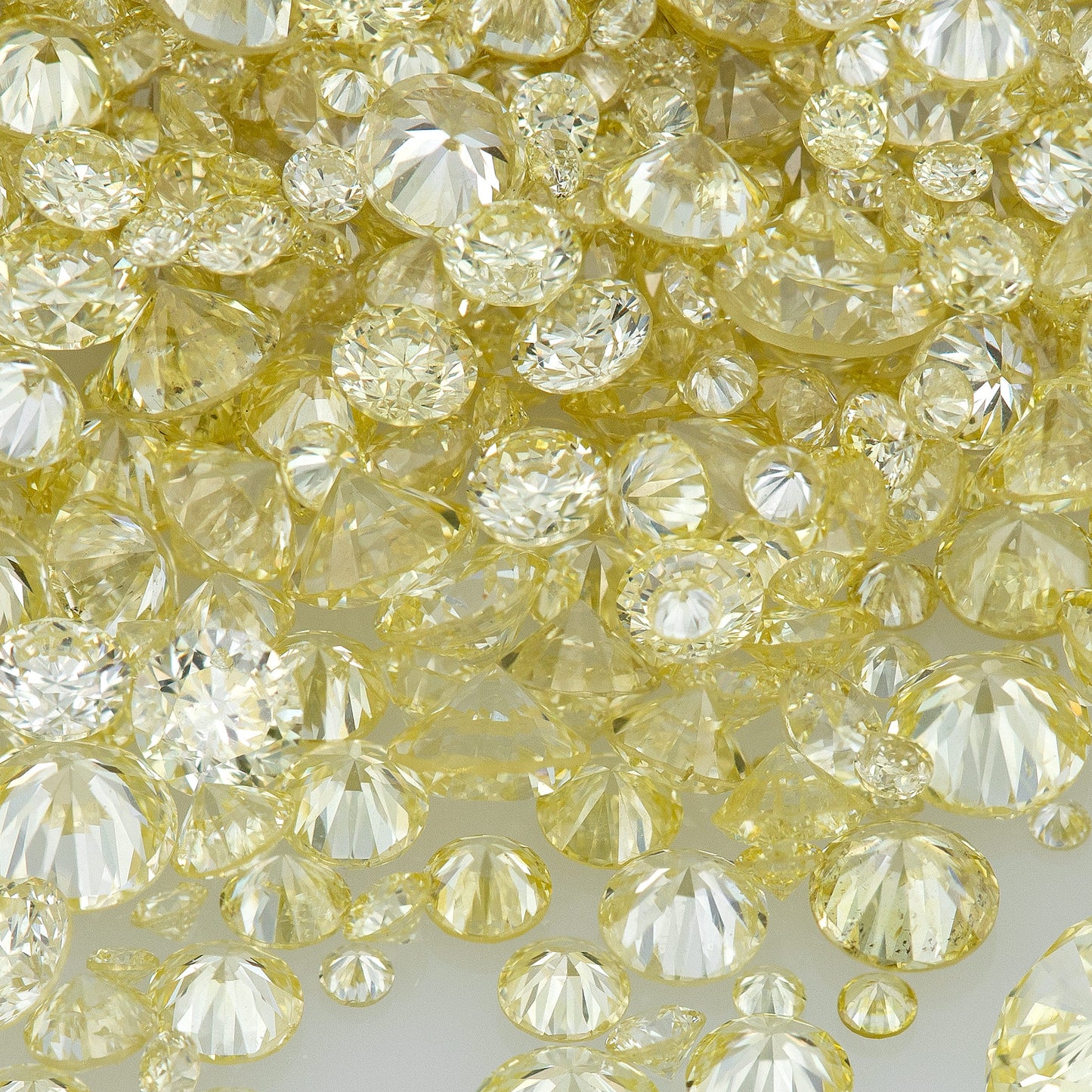 Fancy Light Yellow | Cape Diamonds 0.25ct Mix Scoop | Very Light Yellow Untreated Natural Diamonds | Round | Melee | Accents | Cape Yellow