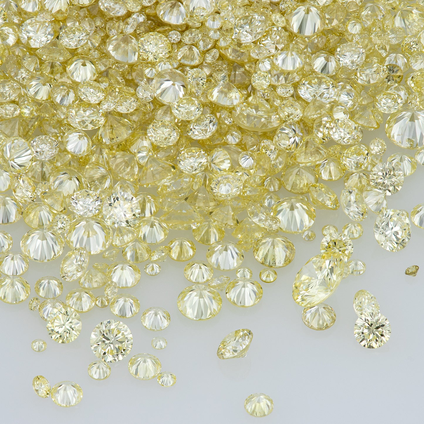 Fancy Light Yellow | Cape Diamonds 0.25ct Mix Scoop | Very Light Yellow Untreated Natural Diamonds | Round | Melee | Accents | Cape Yellow