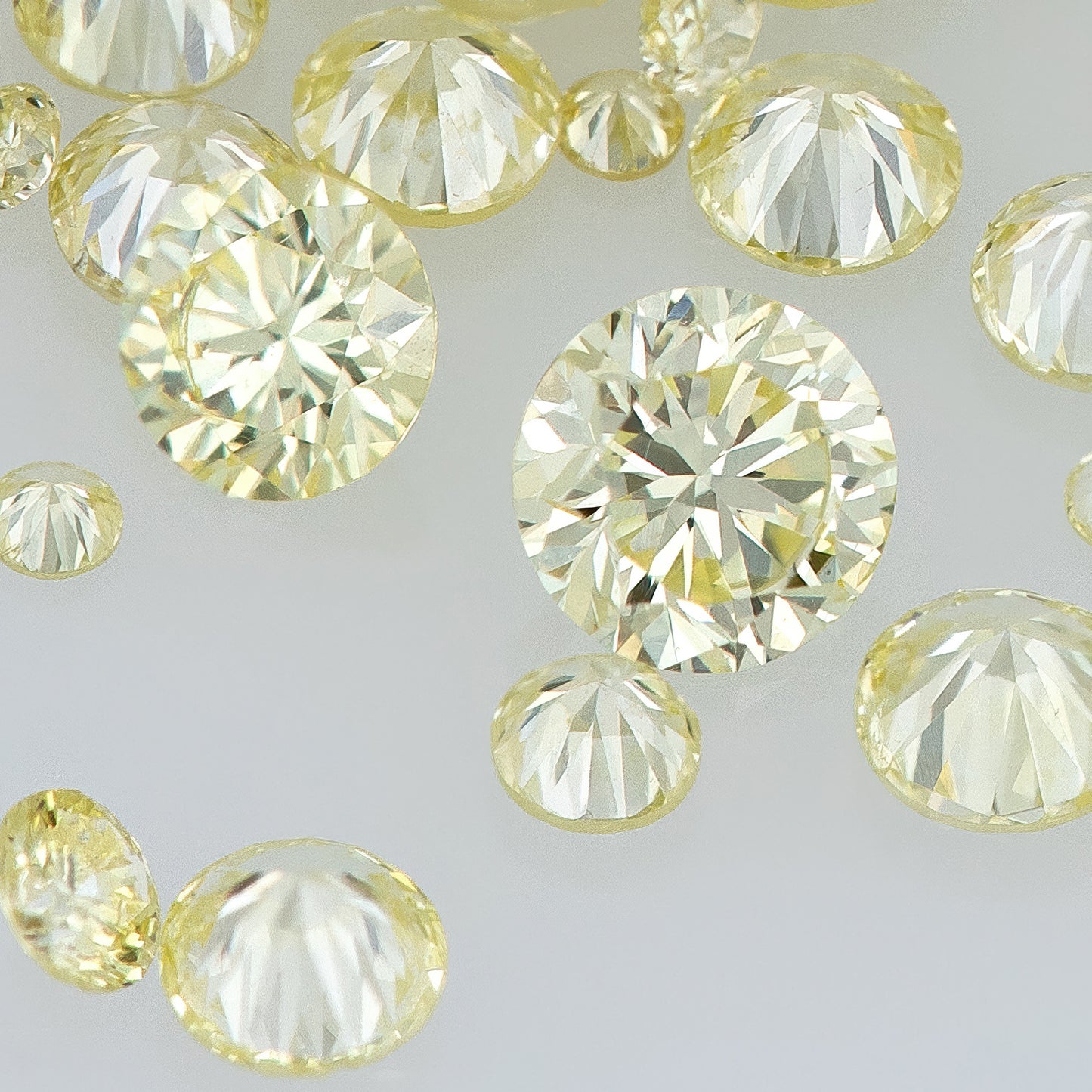 Fancy Light Yellow | Cape Diamonds 0.25ct Mix Scoop | Very Light Yellow Untreated Natural Diamonds | Round | Melee | Accents | Cape Yellow