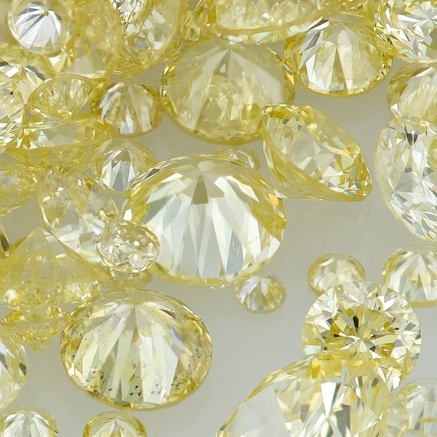 Fancy Light Yellow | Cape Diamonds 0.25ct Mix Scoop | Very Light Yellow Untreated Natural Diamonds | Round | Melee | Accents | Cape Yellow