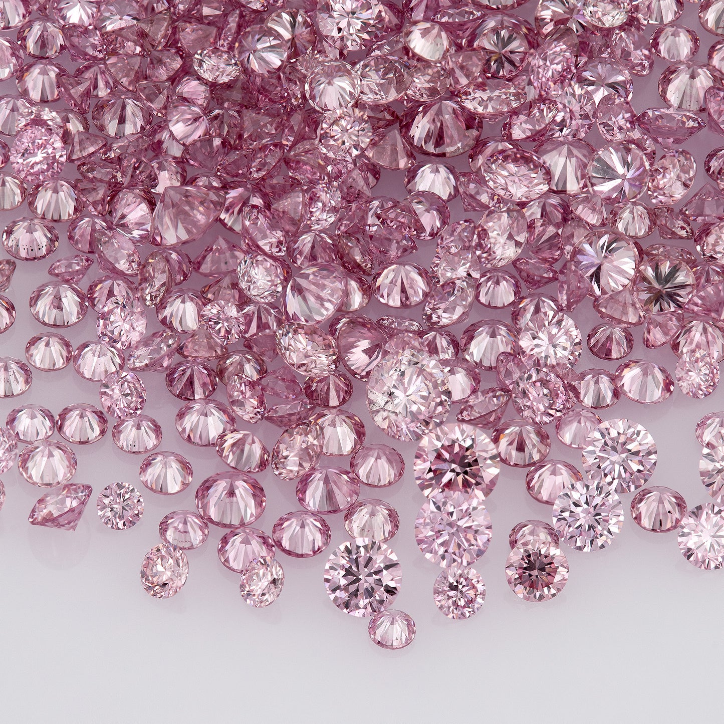 Fancy Vivid Purplish Pink 3PP | Argyle Vivid Purple Pink Diamonds Select | Vivid Pink Diamonds | Untreated Natural Pink Diamond Round | Melee | Accents