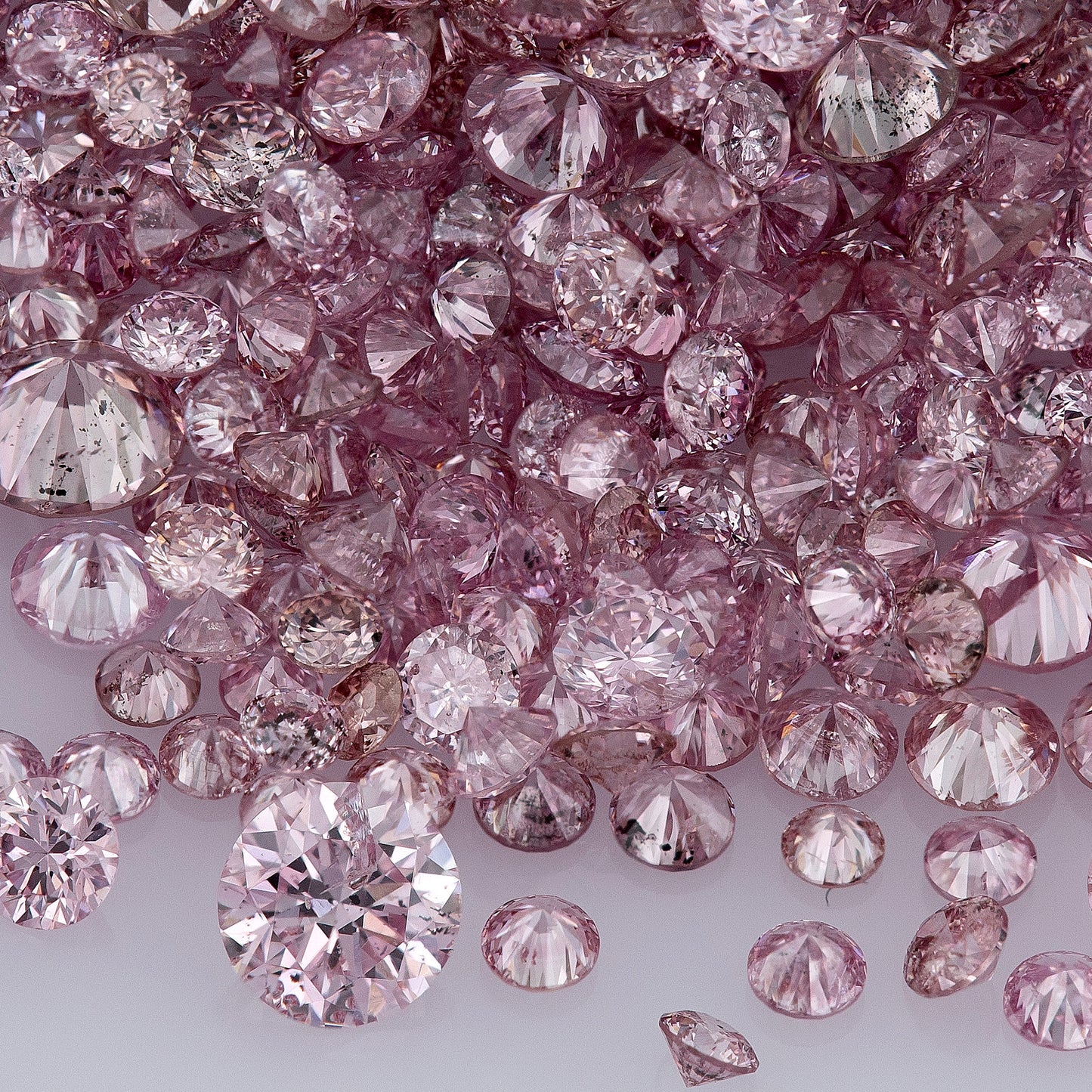 Fancy Intense Pink 6-5P | Argyle Pink Diamonds Select | Deluxe Intense Pink Diamonds | Untreated Natural Pink Diamond Round | Melee | Accents