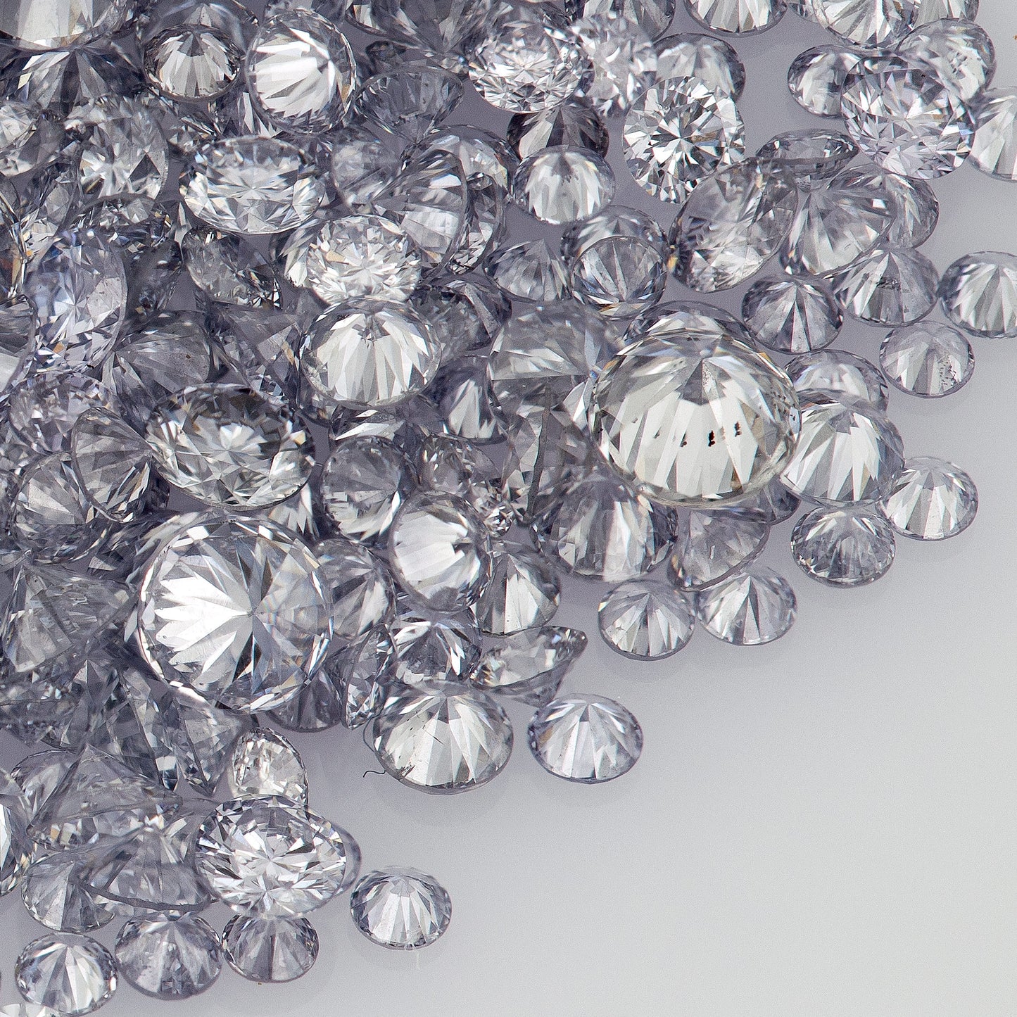 Fancy Intense Blue Violet BL2 | Argyle Violet Blue Diamonds | Select | Australian | Untreated Natural | Round Melee Accents