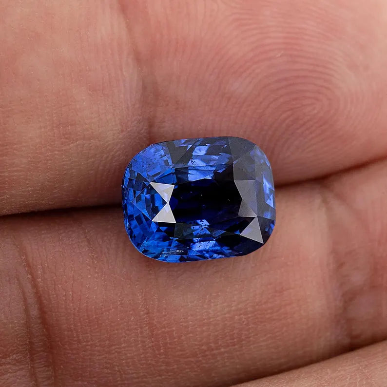 GRS Certified Royal Blue 5.54 ct. Natural Blue Sapphire Cushion Ceylon Sri Lanka Only Heat