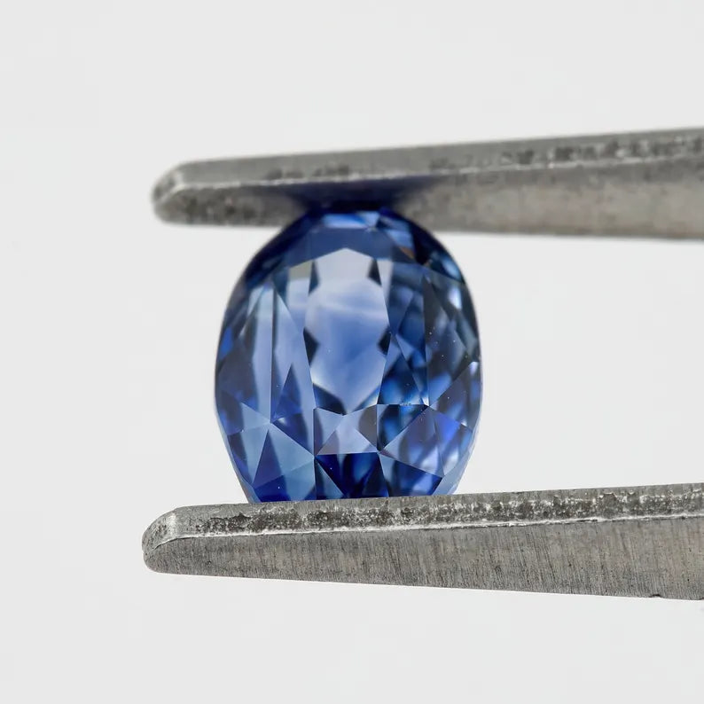 Bicolor – Blue & White | Natural Sapphire | Oval Cut | 1.34ct | Loose Untreated Gemstone | Bi-Color Sapphire | Unique Gemstone for Jewelry