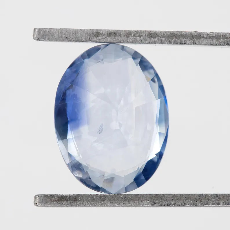 Bicolor – Blue & White Sapphire 1.49ct | Oval Cut Natural Gemstone | Royal & Light Blue Ceylon Sapphire | Loose Stone from Sri Lanka