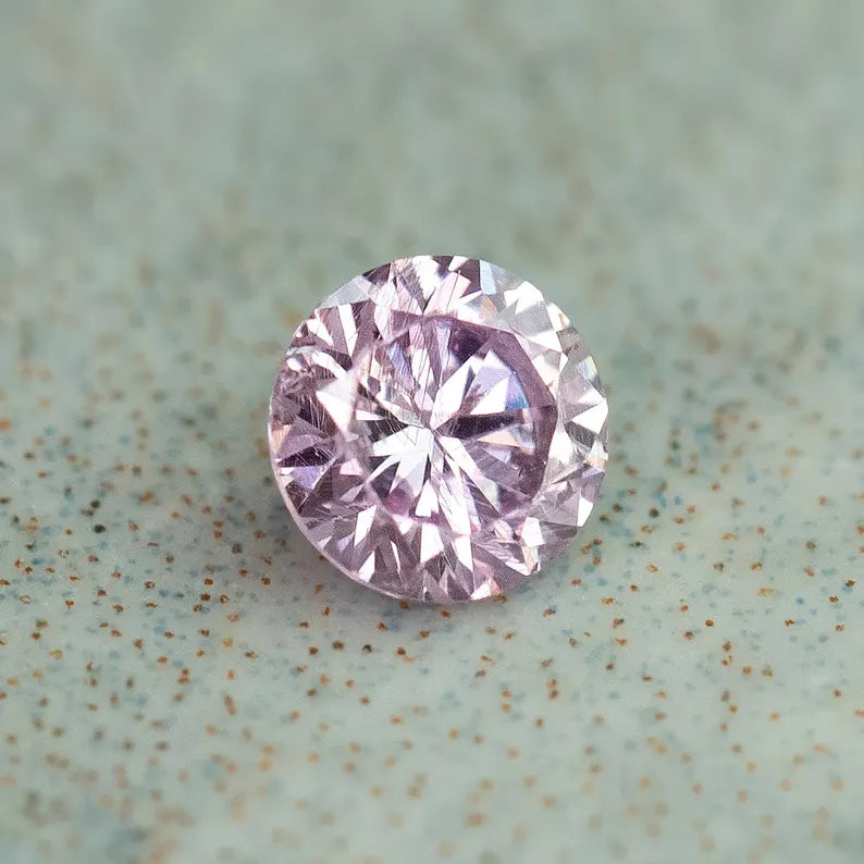 0.07ct Fancy Vivid Pink Loose Natural Pink Diamond Round Brilliant 2.45mm