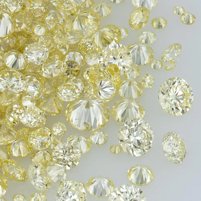 Cape Diamonds 0.25ct 0.8mm to 2.2mm mix scoop Very Light Yellow Untreated Natural Diamonds Round|Melee|accents|Cape Yellow