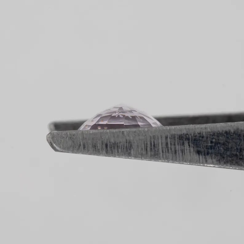 Light Pink Sapphire 0.77ct | Oval Cut Natural Untreated Gem | African Origin | For Ring Pendant or Custom Jewelry Design