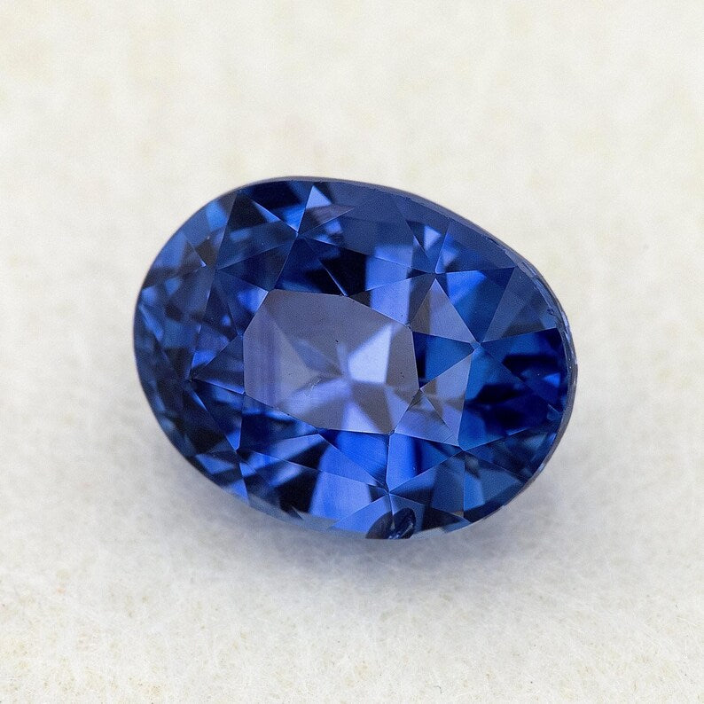 2.11 ct. Natural Blue Sapphire Oval Ceylon Sri Lanka Heated