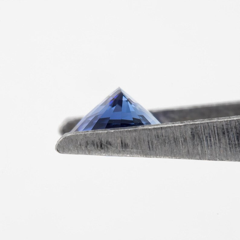 Bicolor – Blue & White | Natural Sapphire | Oval Cut | 1.34ct | Loose Untreated Gemstone | Bi-Color Sapphire | Jewelry Making Stone