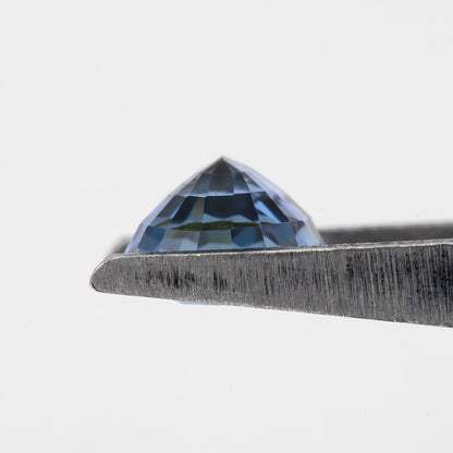 Bicolor – Blue / Yellow | Natural Sapphire | Oval Cut | 1.40ct | Ceylon Origin | Heated Gemstone | Bi-Color Sapphire | Loose Gemstone for Jewelry