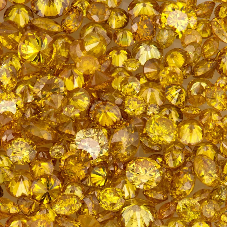 Fancy Vivid Yellowish Orange | Natural Untreated Diamonds | Round | Melee | Accents | Fancy Diamonds