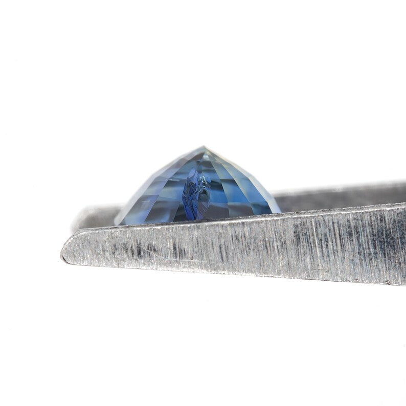Bicolor - Blue & Yellow | Natural Sapphire Oval Cut 1.07ct | Heated Ceylon Gemstone | Loose Sapphire for Ring or Jewelry Design