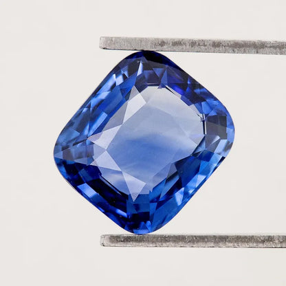 3.17 ct. Natural Blue Sapphire Cushion Ceylon Sri Lanka Heated