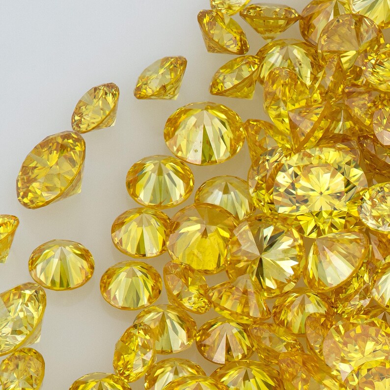 EX Canary Diamonds 0.25ct 1.8mm to 2.2mm mix scoop Canary Yellow Untreated Natural Diamonds Round|Melee|accents|Cape Yellow