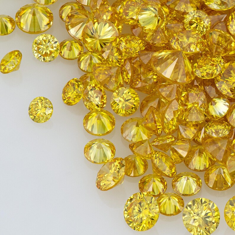 Collection Canary Diamonds 0.25ct 0.8mm to 2.2mm mix scoop Canary Yellow Untreated Natural Diamonds Round|Melee|accents|Cape Yellow