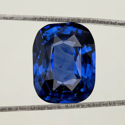 GRS Certified Royal Blue 5.54 ct. Natural Blue Sapphire Cushion Ceylon Sri Lanka Only Heat