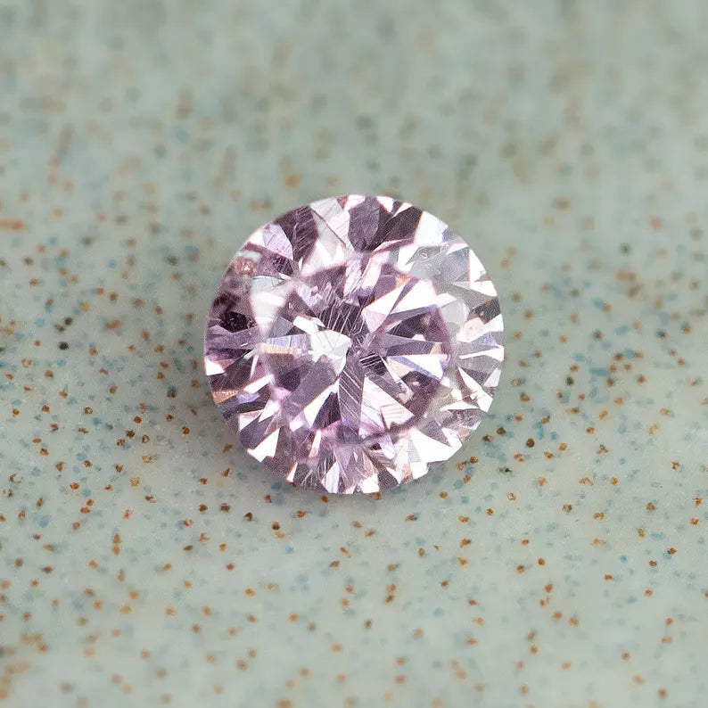 0.07ct Fancy Vivid Pink Loose Natural Pink Diamond Round Brilliant 2.45mm