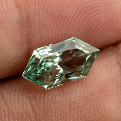 Lab-grown sapphire BG0089 representative product view 8
