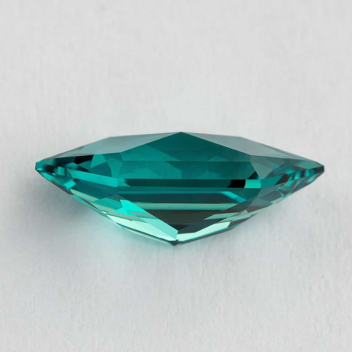 Lab-grown alexandrite BLS170 representative product view 5