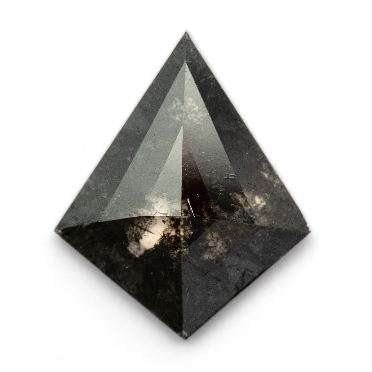 1.00 ct 天然ブラックダイヤモンド（カイトカット）、ソルト＆ペッパーの特徴、石の画像14、SKU BND155