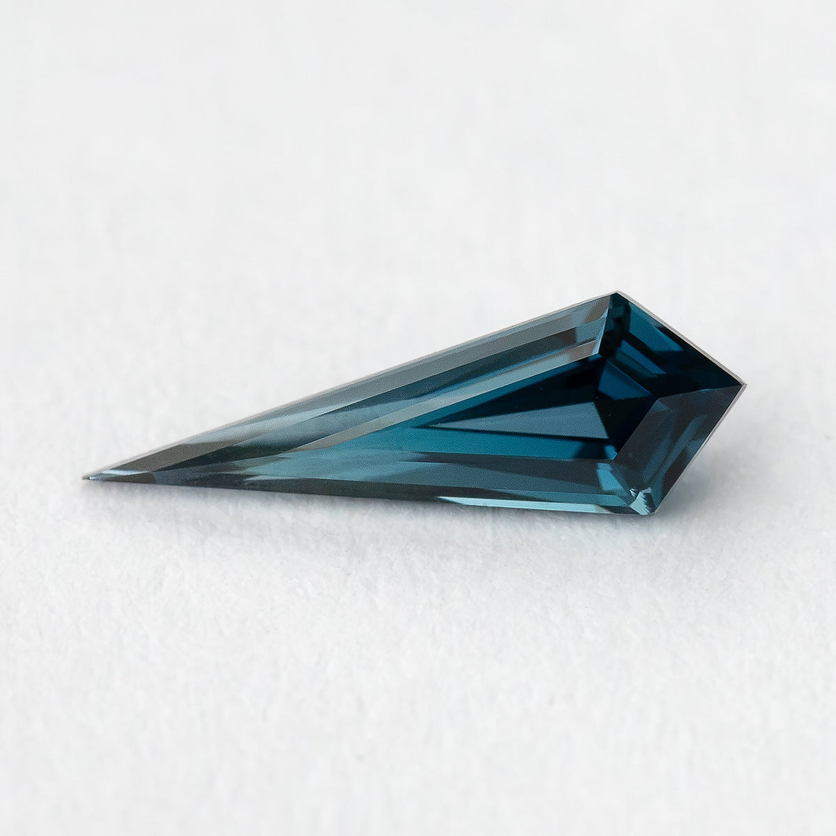 Natural sapphire BNS176 exact item view 7